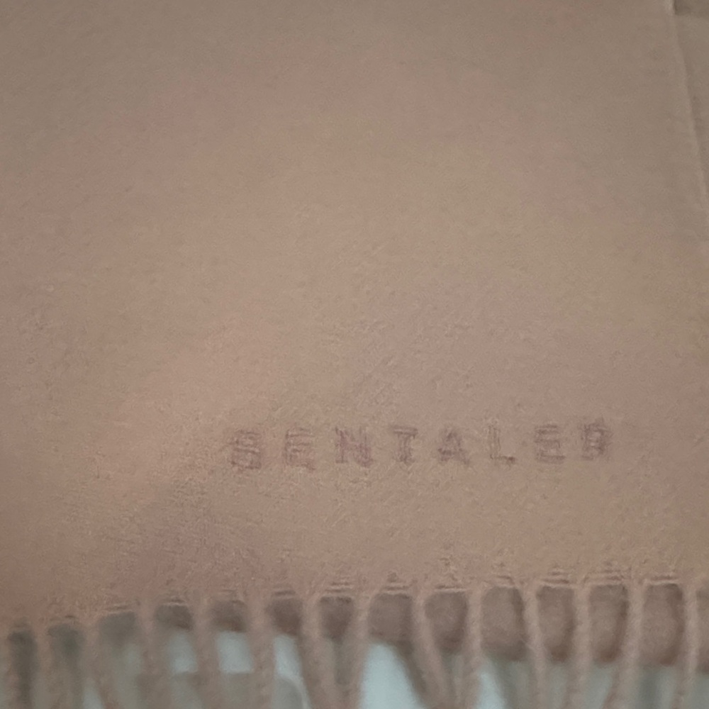 Sentaler Pink Scarf